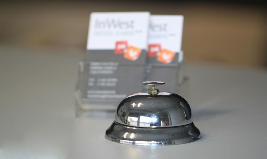 InWest Hotel Garni Crailsheim Buitenkant foto